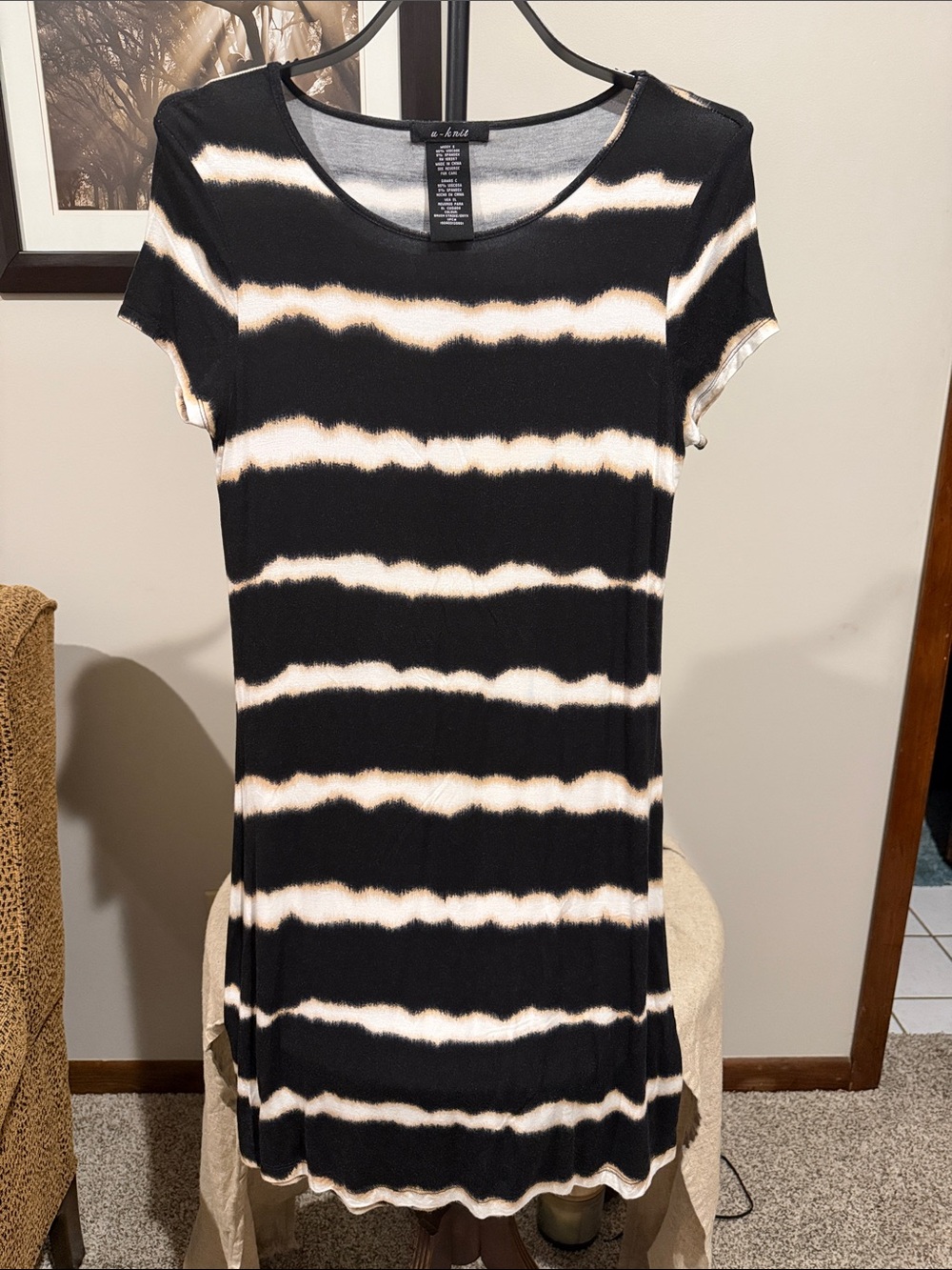 3 -Black & Cream Tie-Dye Stripe Short Sleeve Tunic, Pink wrap and Gap T Dress